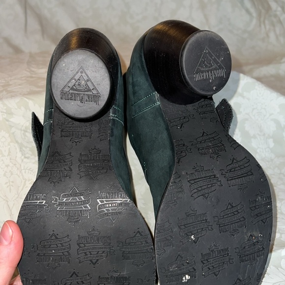 FLUEVOG EAST END PORTER Peacock Heeled Booties Ankle Boots LIKE NEW - Picture 11 of 13